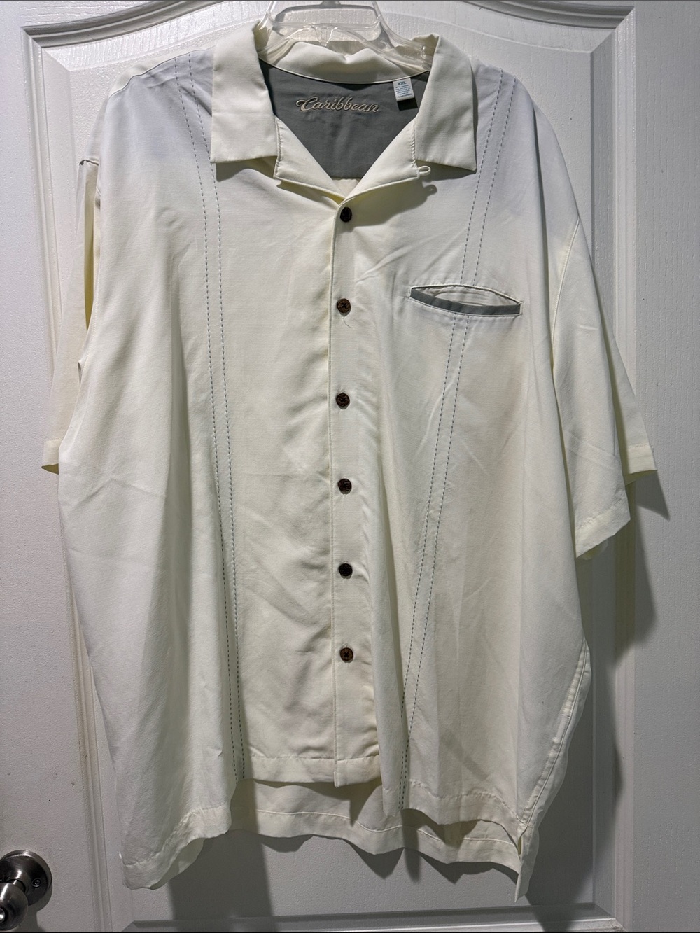 Caribbean Men's Cream Short-Sleeve Button-Down Shirt with Gray Pocket Trim